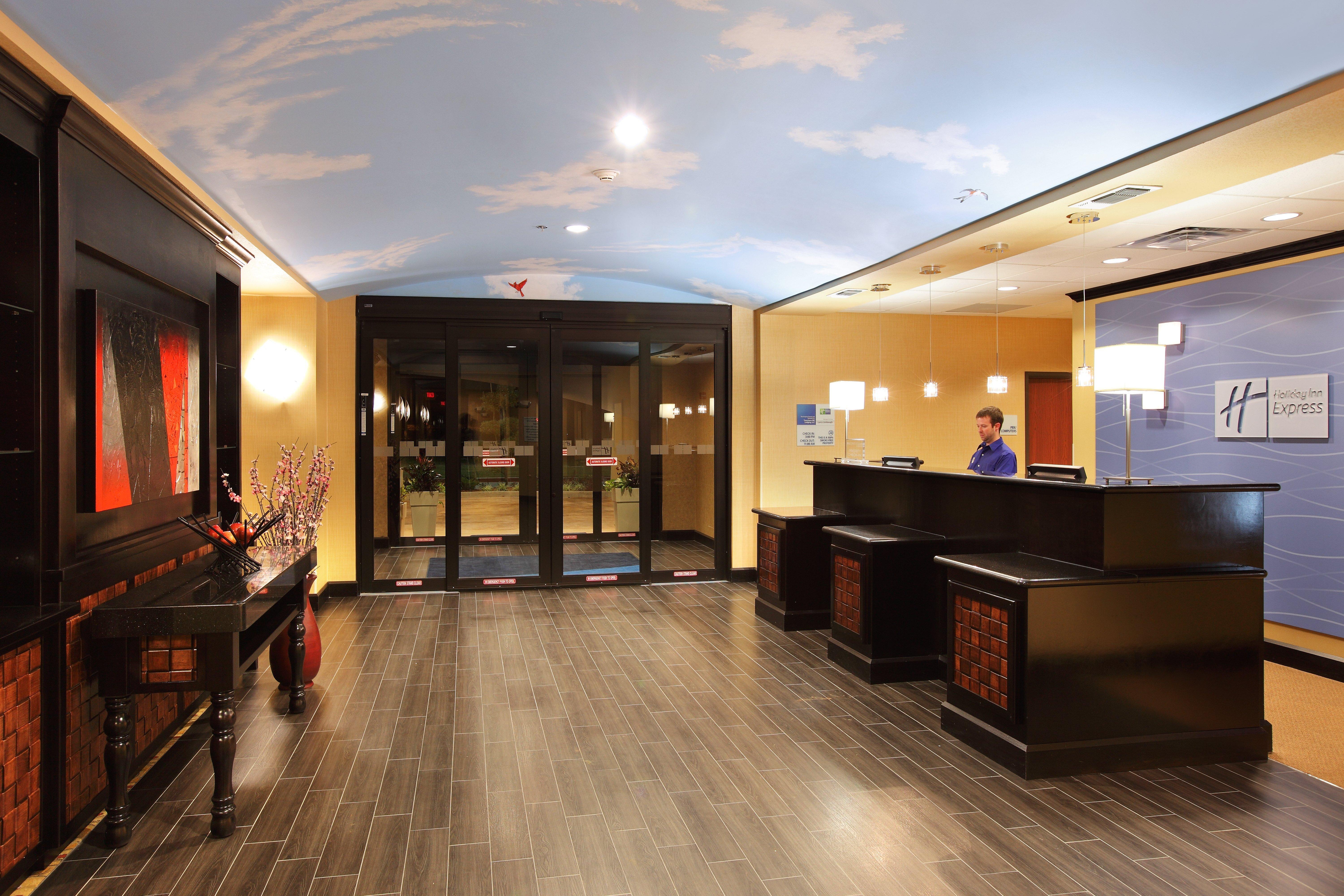 Holiday Inn Express Hotel & Suites Texarkana East By Ihg Exterior foto